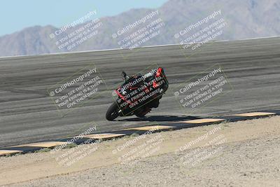 media/Oct-13-2025-Moto Forza (Mon) [[a66d839500]]/3-B Group/Session 2 (Bowl)/